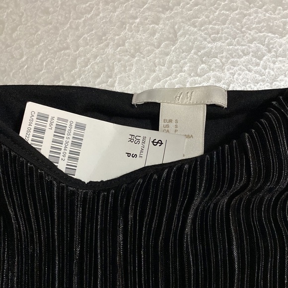 H&M Pleated strappy top black Sz S - Picture 4 of 7